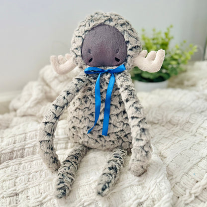 🛘 Montague, the Moon Rock WhimWalker [OOAK]